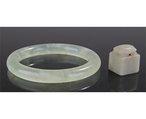 Chinese jade nephrite bangle, of circular form, together with a jade nephrite turtle seal, (2)