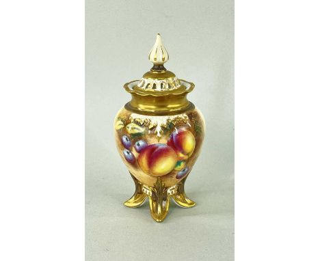 ROYAL WORCESTER POT POURRI VASE &amp; COVER, shape H277, painted by FRANK ROBERTS with fruit, signed, 14cms h