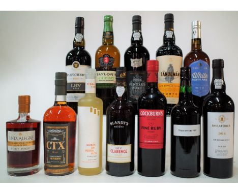 12 BOTTLES PORT AND FORTIFIED WINEVista Alegre 10yo White Medium Dry (50cl); CTX Vinho Licoroso Siperior 2014; Quinta da Pedr