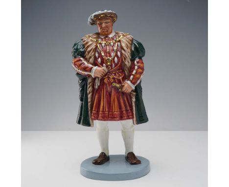 Impressive Royal Doulton porcelain figurine titled Henry VIII, model HN3458. Designed by Pauline Parsons, this historical fig