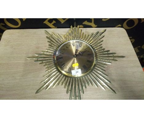 VINTAGE WALL CLOCK