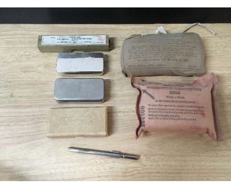 1 BOX CONTAINING VINTAGE FIELD DRESSINGS ETC