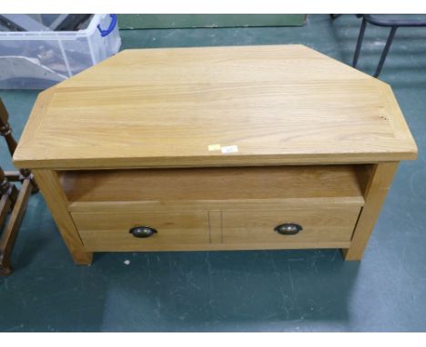 Light oak tv stand 