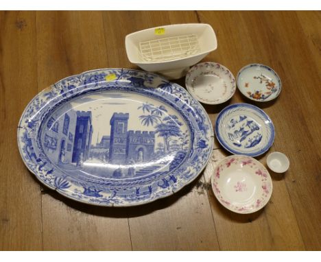 Spode blue and white ashette, oriental tea plates and planter