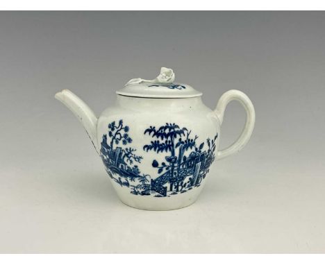 A small Worcester blue and white teapot, unmarked, circa 1758-60, printed with the Plantation pattern