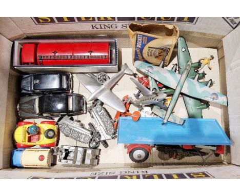 Mixed lot of diecast toys including Dinky Supertoys Leyland Octopus (in reproduction box), Corgi Noddy car, three Britains mi
