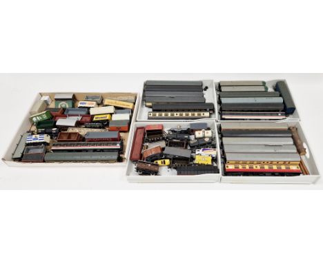 Collection of loose Hornby, Lima and other 00 gauge rolling stock including passenger carriages, wagons, oil tankers, coal tr