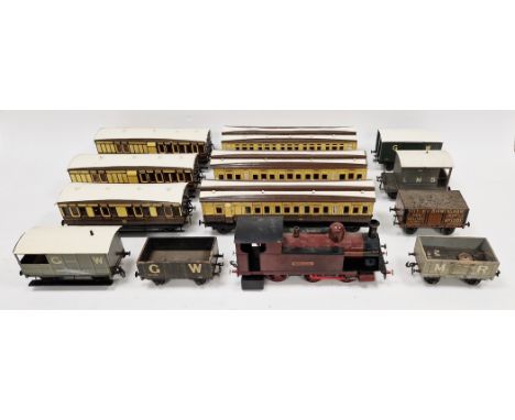 Kit or scratch built 0 gauge model railway items including locomotive / engine 'Caledonia' 15, 35cm long, six Pullman passeng