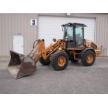 2013 Case IH 321E wheel loader