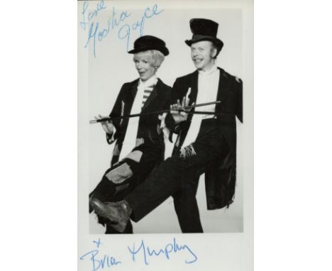 YOOTHA JOYCE & BRIAN MURPHY George & Mildred Actors signed vintage Photo . Good condition. All autographs come with a Certifi