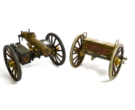 A Replica Scale Model American Gatling Gun and Caisson, 20th century, the gun approx. 36 cm long