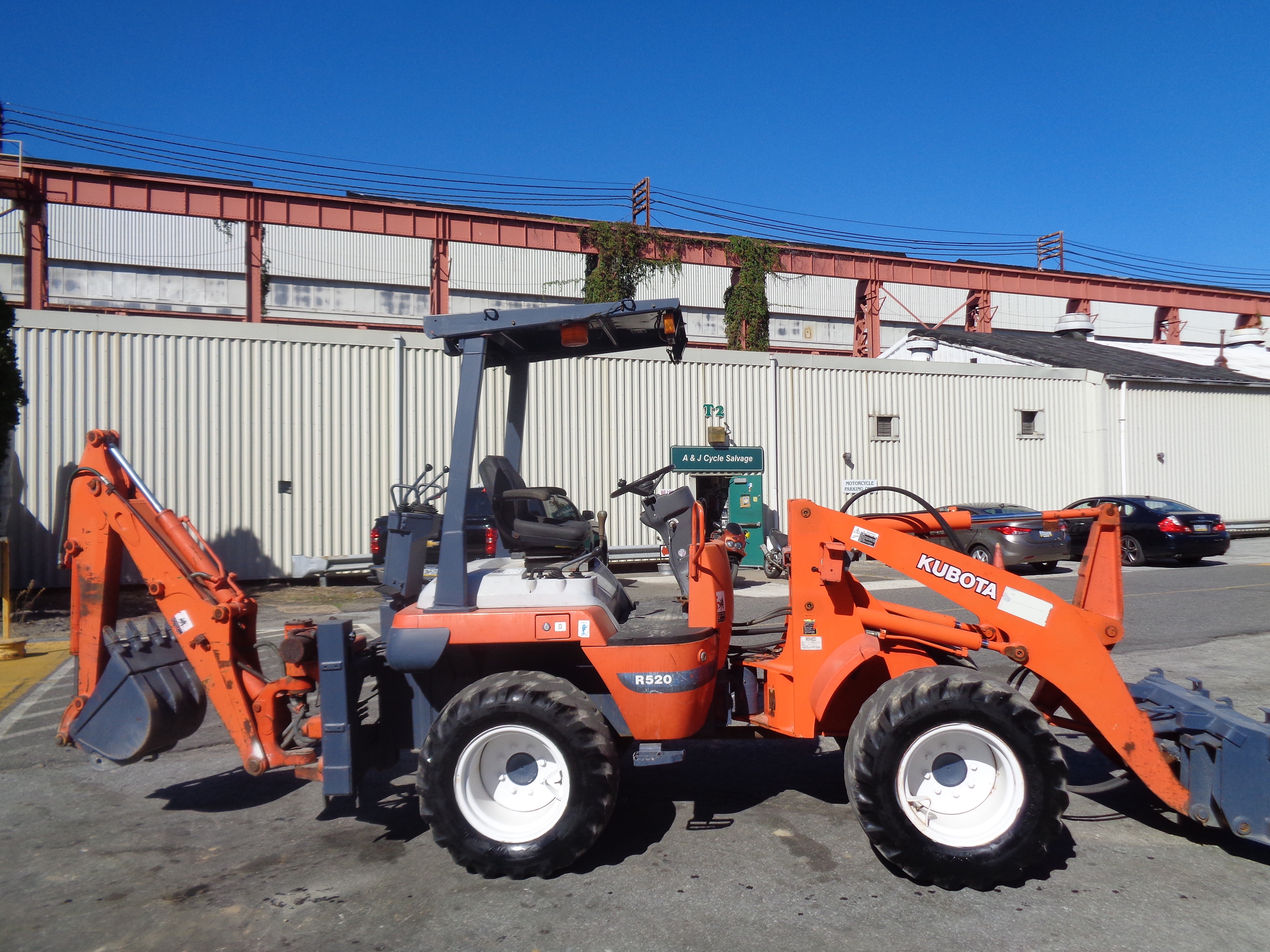 Make Kubota Model R520 Diesel Auxiliary Hydraulics Quick Coupler