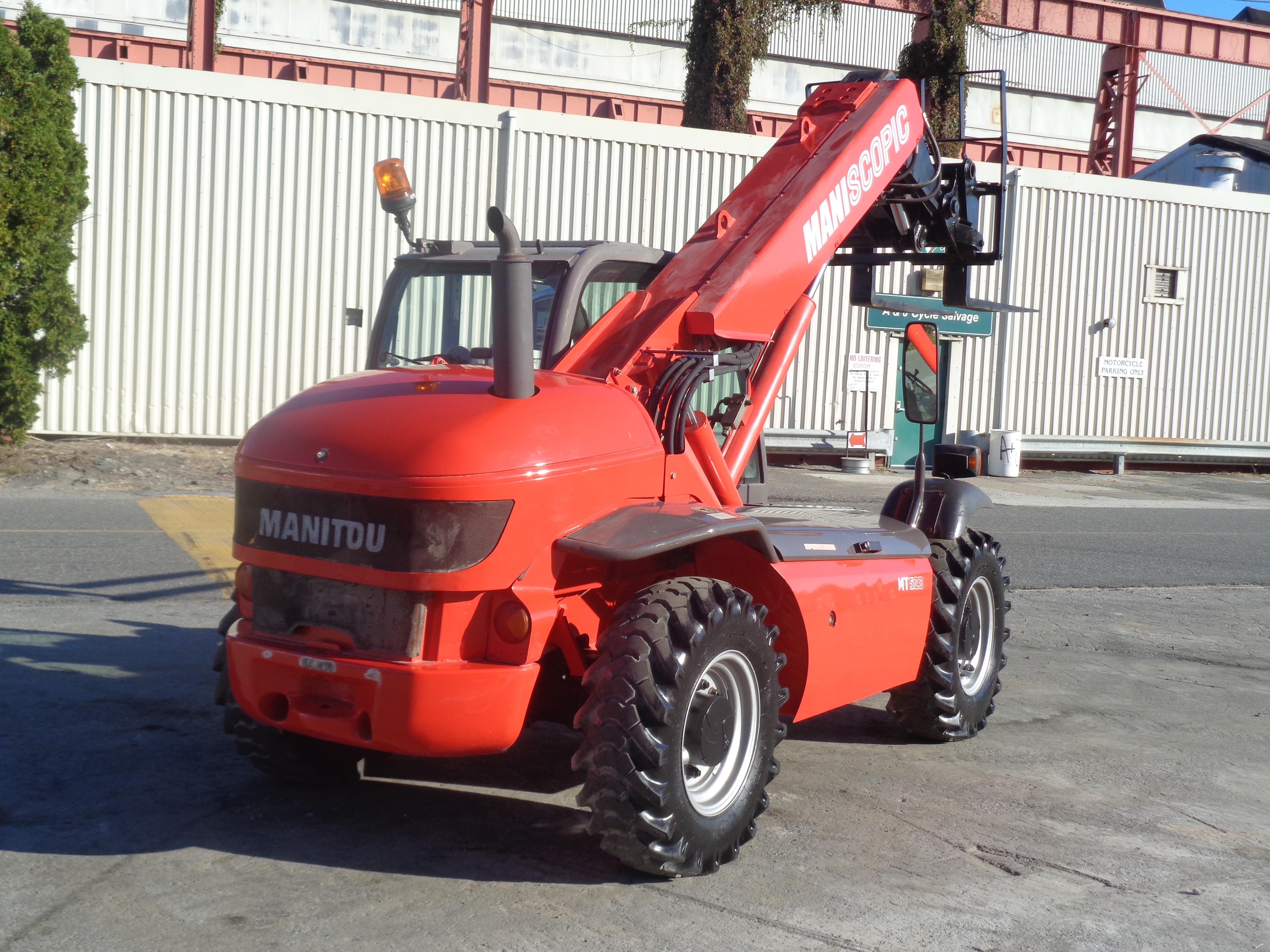 Manitou R482 Make: Manitou Model: MT523 Hours: 3385 SN: 244920 3 Way Steering (Crab ...