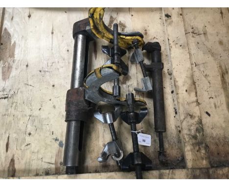 McPherson strutt spring compressor tools