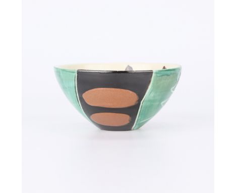 Pablo Picasso (Spanish, 1881-1973). White earthenware studio ceramic terre de faience bowl with painted underglaze titled "Vi