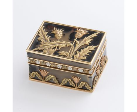 14k multicolor gold and agate Faberge hinged box, circa 1899 Moscow. Of rectangular form, the body carved from agate and acce