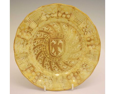 Cantagalli Italian gilt lustre plate, of wavy circular form decorated in the Hispano Moresque manner with a heraldic eagle sh