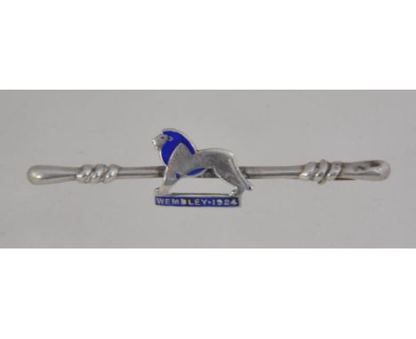 A 925 silver and enamel bar brooch pin by Charles Horner for the 1924 British Exhibition with lion figure Wembley 1924 and C 