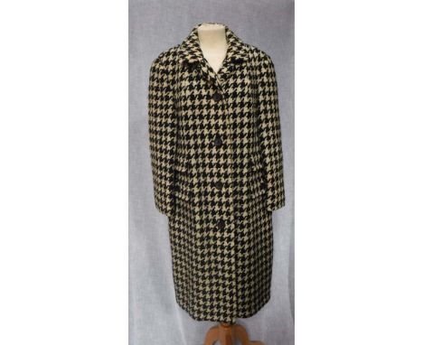 AQUASCUTUM: A HOUNDS TOOTH CHECK LADIES VINTAGE DAY COAT and another similar vintage day coat (2)