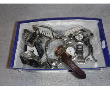 A COLLECTION OF GENTLEMAN'S VINTAGE WRISTWATCHES