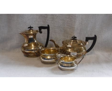 A FOUR PIECE SHEFFIELD SILVER TEA SERVICE, maker's mark 'Edward Vines'