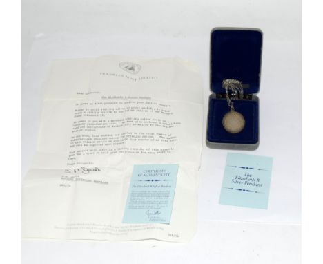 Elizabeth R silver pendant with authenticity