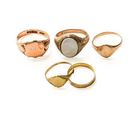 Three 9 Carat Gold Signet Rings, finger sizes N1/2, R and one cut; A 9 Carat Gold Hardstone Signet Ring, finger size P1/2 (a.