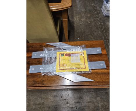 BRITISH RAIL DOUBLE ARROW SIGN WITH CERTIFICATE OF AUTHENTICITY     