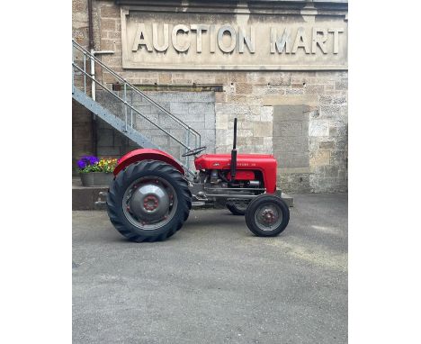 VINTAGE MASSEY FERGUSON 35 1958 PETROL PARAFFIN TRACTOR, EXTREMELY RARE NUMBER PLATE COMES WITH TRACTOR SK6497, ROAD LEGAL , 