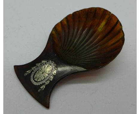 A Georgian silver and tortoiseshell caddy spoon