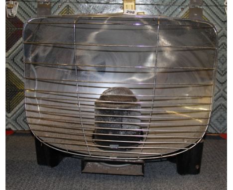 An interesting vintage double glass cylinder oil heater, W. 55cm, H. 45cm.