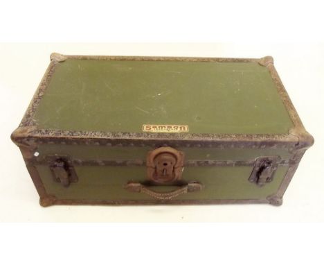 A Samson 'Footlocker' trunk with inner tray 