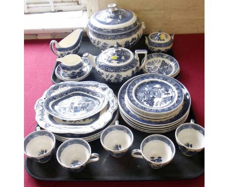Wedgwood Willow Pattern blue and white tea and dinner service Condition report: see terms and conditions.