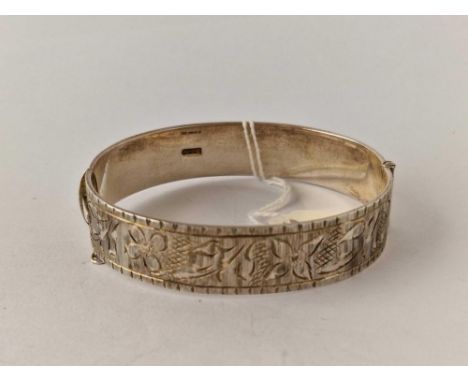 A solid silver bangle 37 gms