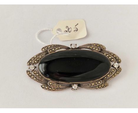 A art deco silver marcasite brooch 23 gms