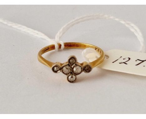 A cross design diamond ring 18ct gold size P 2.2 gms