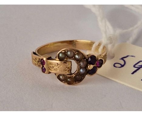 A antique gold pearl and garnet buckle ring size H