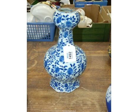 A rare early Delft blue and white baluster vase circa 1700, De Porcelyne Fles factory, Johannes Knotter period mark bottle an