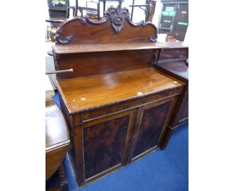 A VICTORIAN MAHOGANY CHIFFONIER, the raised back with single shelf above single drawer and cupboard base, approximate size wi