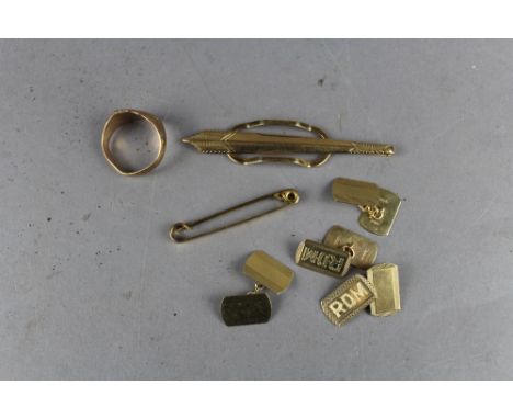 9ct gold, tie clip, ring, 2 sets cufflinks - approx 21g