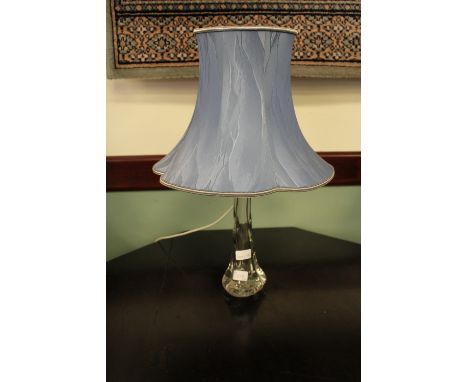 Strathearn glass lamp