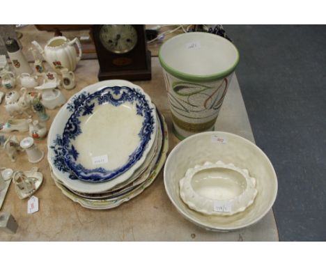 Langley vase, Spode Velamour bowls & misc ashettes