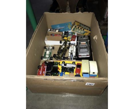 A quantity of unboxed Corgi, Hotwheels, Burago, tinplate and Scalextric cars etc ****Condition report**** 1 ScalextricE/1 Lis