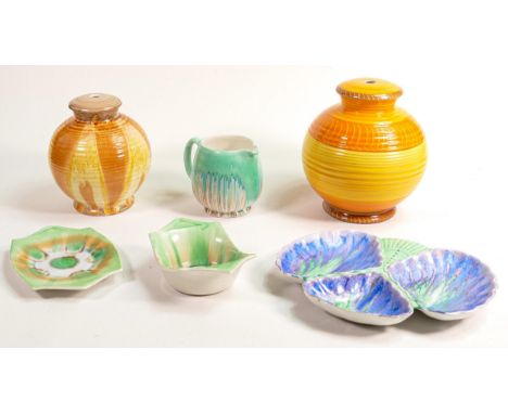 Shelley Harmony Drip branded ware consisting of 17cm lamp base in orange/yellow. 14cm lamp base in brown/pale yellow, an Hors