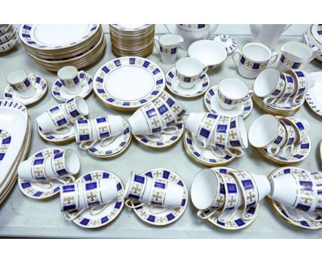 Large service of Spode Persia patterned tea, coffee &amp; dinner ware including - coffee set, tea set, tureens, handled soup 