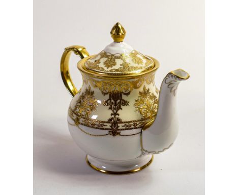 De Lamerie Fine Bone China Ivory Elegance patterned tea pot, specially made high end quality item, height 20cm 