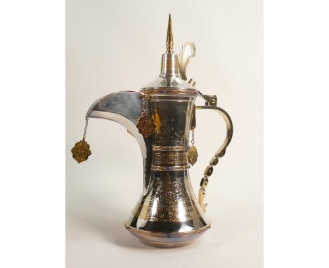 De Lamerie fine large silverware plated large Arabic Finjan coffee pot with Samarkand decoration in presentation bag, special