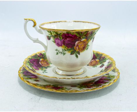 A collection of Royal Albert Old Country Rose patterned tea &amp; dinner ware to include - dinner plates, tea set, salad plat