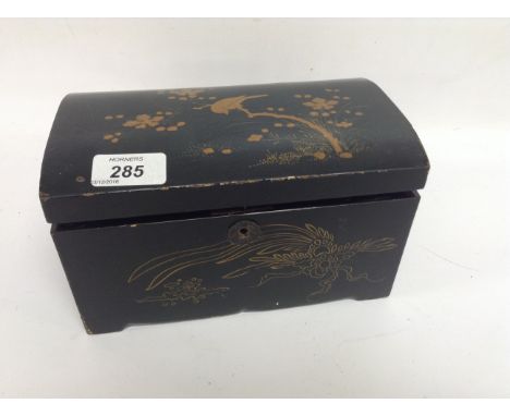 ORIENTAL LACQUERED TEA CADDY WITH KEY
