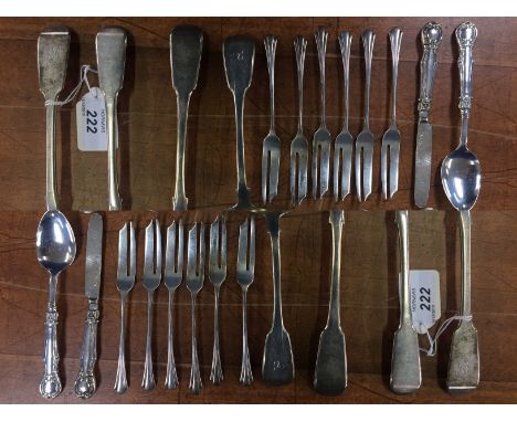 A SET OF 6 SILVER COFFEE SPOONS BIRMINGHAM 1921 AND A SET OF SILVER CAKE FORKS BIRMINGHAM 1921, A SILVER HANDLES CHRISTENING 